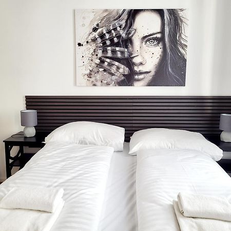 Floridsdorfer Apartment - Free Highspeed-Internet Viena Exterior foto