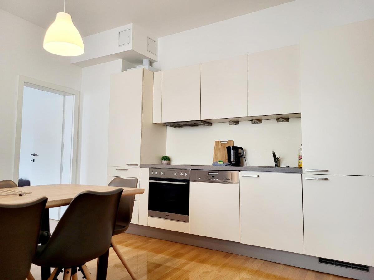 Floridsdorfer Apartment - Free Highspeed-Internet Viena Exterior foto