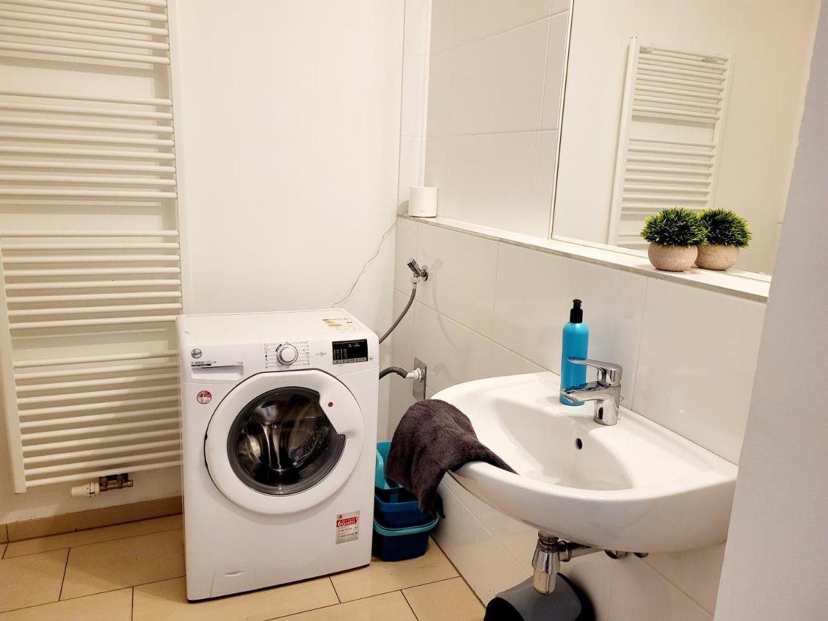 Floridsdorfer Apartment - Free Highspeed-Internet Viena Exterior foto